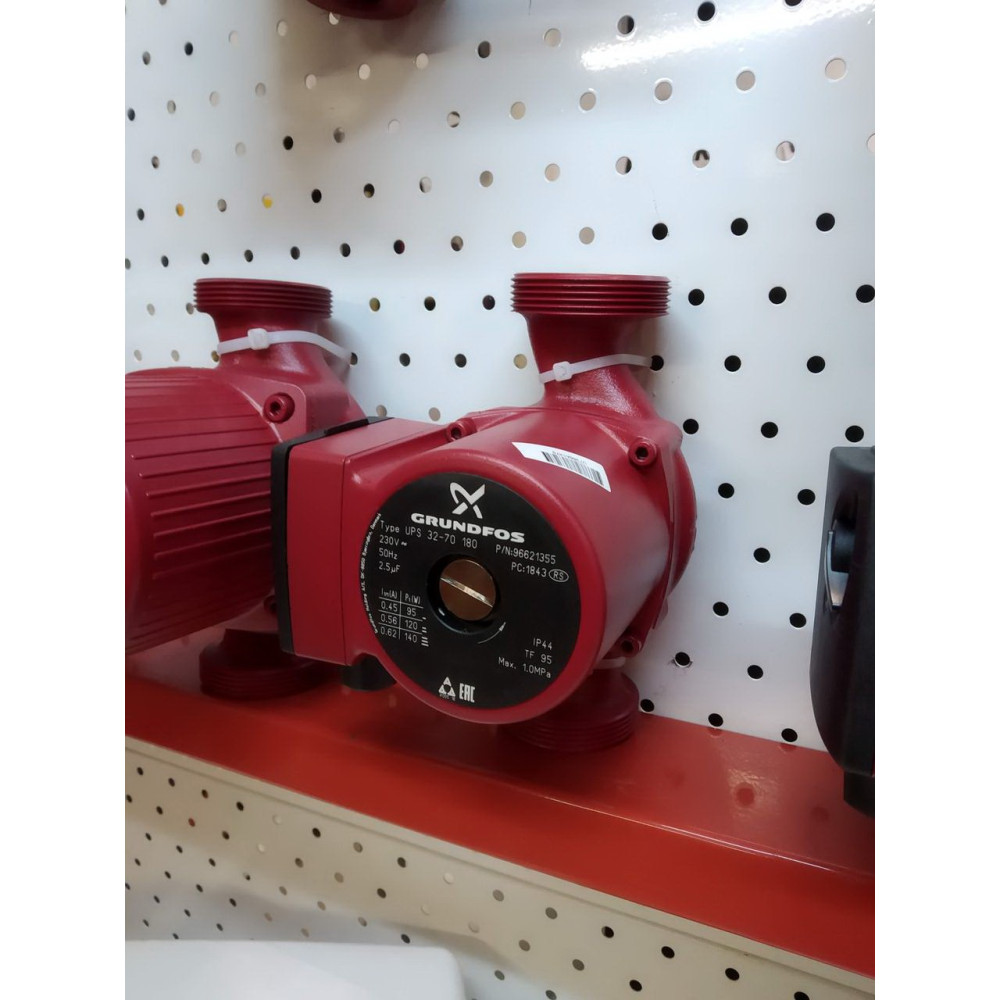 Насос циркуляційний Grundfos UPS 32-70 180 (96621355)